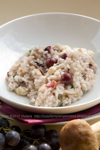 risotto con uva fragola e porcini