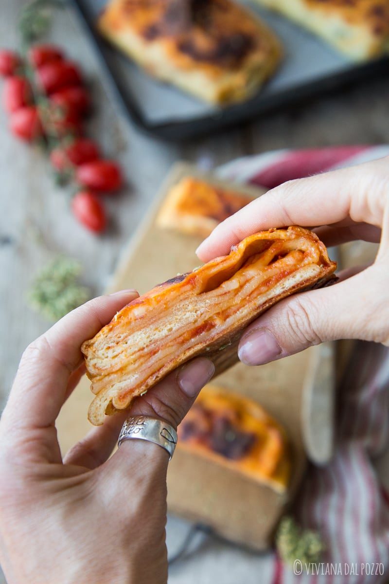 fetta di scaccia ragusana